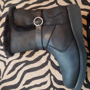 NWT-Skechers Keepsakes Wedge - Snow Kiss size 9 womens